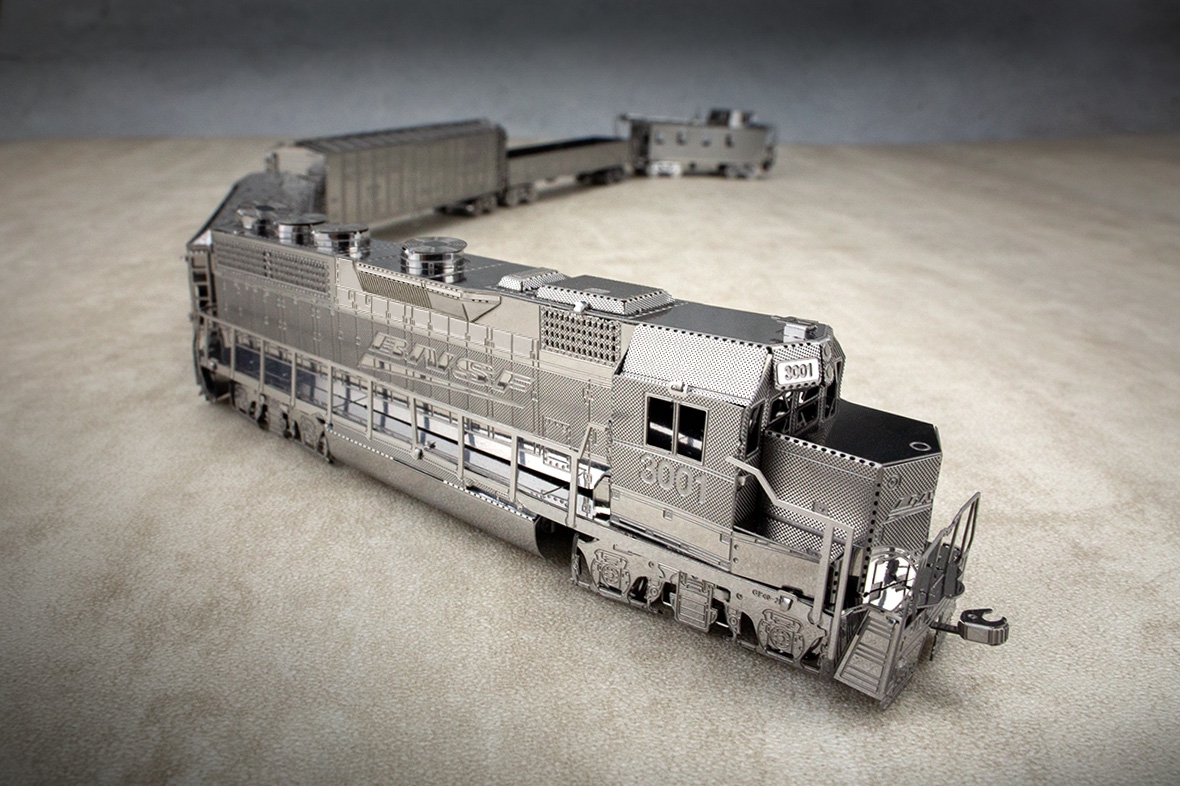 Fascinations Metal Earth Freight Train Set 3D Laser Cut Steel Model Kit MMG104 