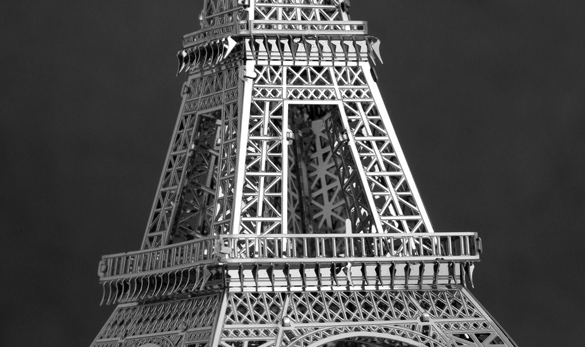 ICX011 - Premium Series Eiffel Tower  