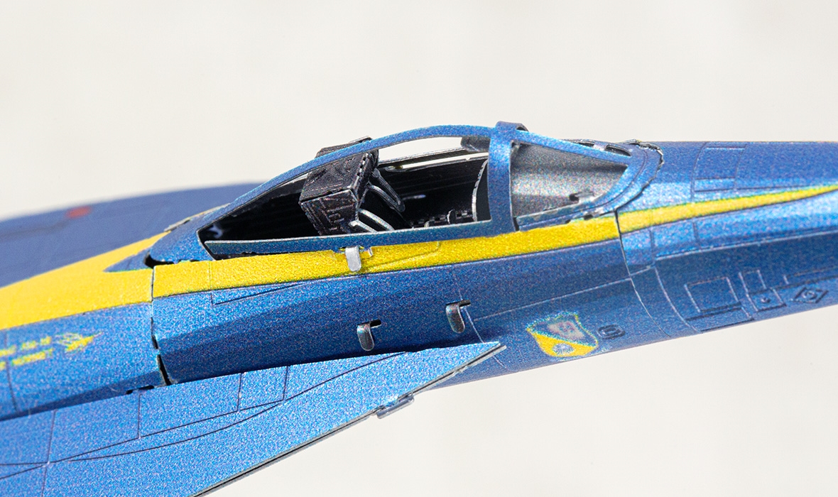 ICX212 - Blue Angels® F/A-18 Super Hornet™