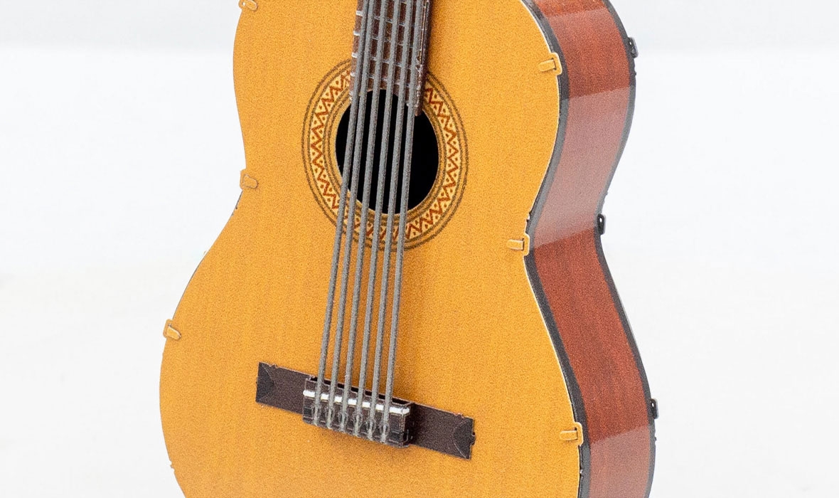 ME1058 - Classical Guitar